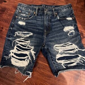 American eagle 🦅 jean shorts size 32